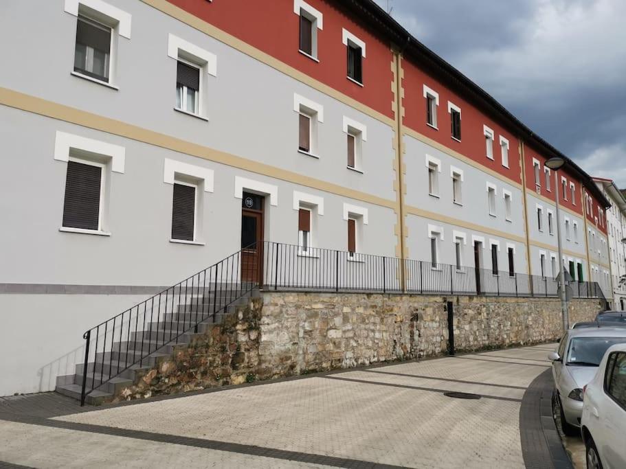 Ferienwohnung Apartamento En San Sebastian Con Patio Exterior Añorga-Lugariz Exterior foto